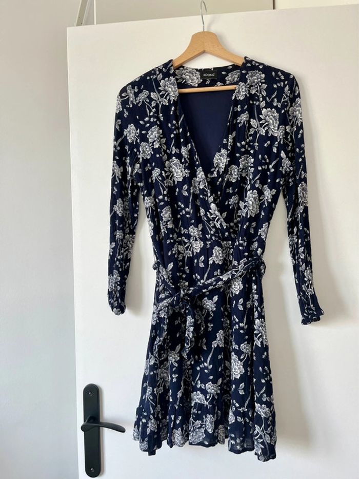 Robe Kookai bleue à motifs blancs 40