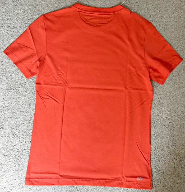 T-shirt Lacoste Neuf - photo numéro 7