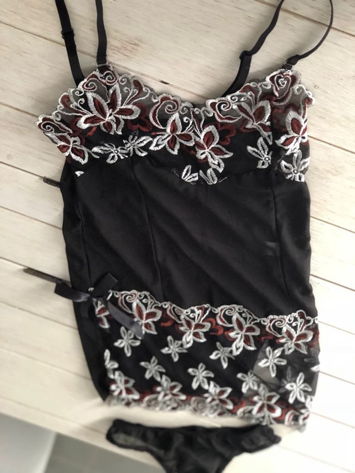 Ensemble Nuisette lingerie sexy + tanga - photo numéro 3