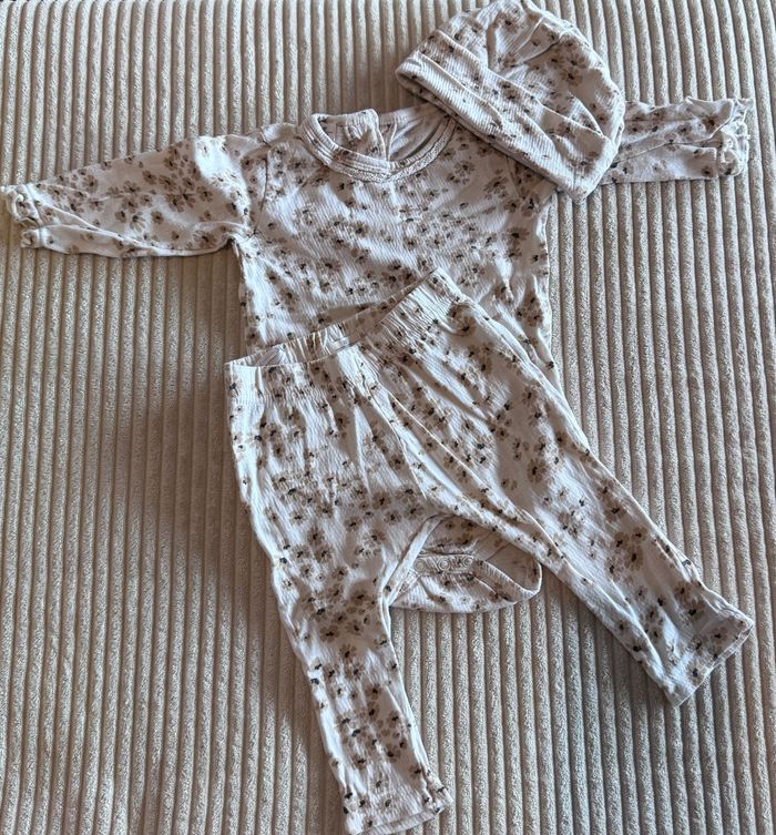 Lot de vêtement bébé filles - photo numéro 6