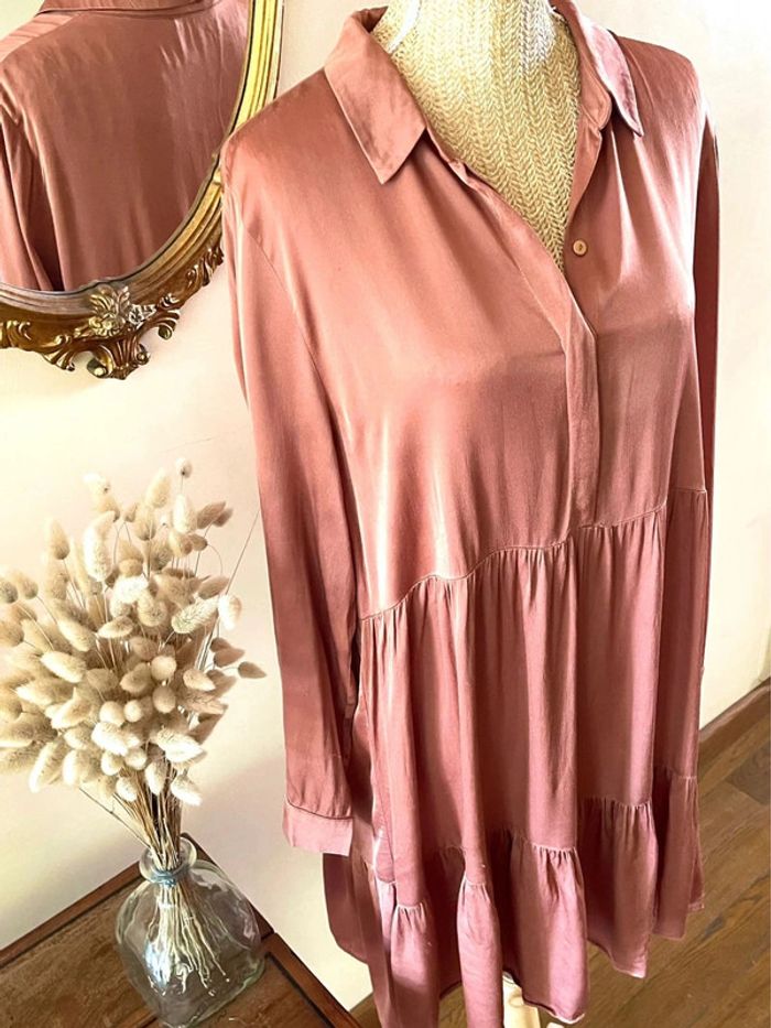 Robe Rose satinée plissée à Manches Longues - Zara - Taille XL - photo numéro 3