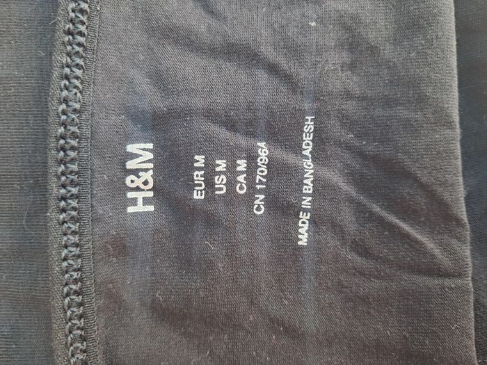 Joli debardeur noir, légèrement froncé devant, bretelles réglables - T36-38 - H&M - photo numéro 5