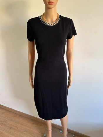 Robe noire mi longue Yessica taille 38 bon état