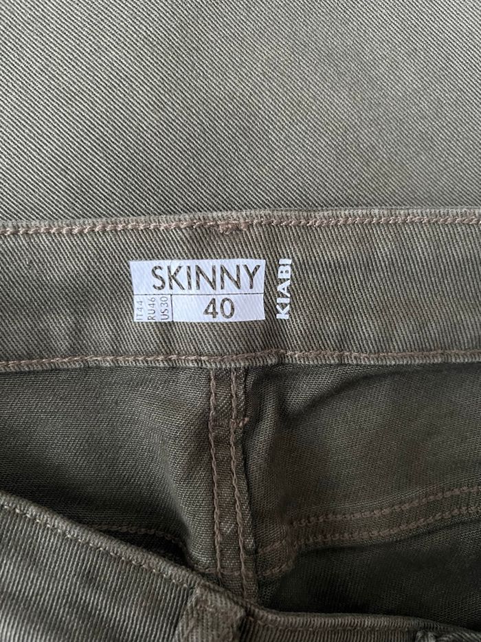 Pantalon skinny taille haute kaki Kiabi - photo numéro 5