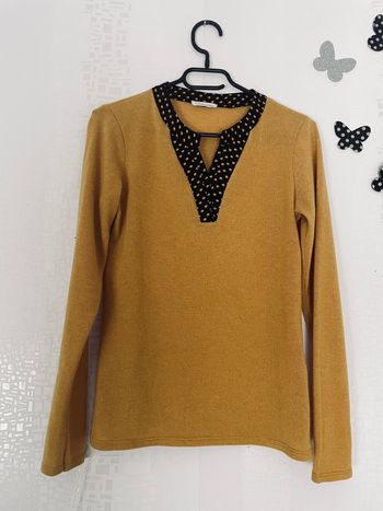 Joli pull cache cache  16 ans excellent état