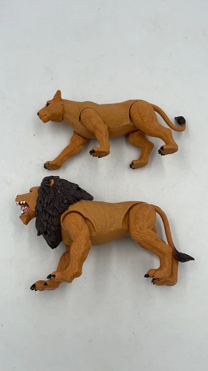 Figurines articulés Lion et lionne 18 cm et 12 cm - photo numéro 7