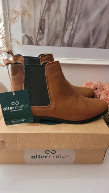 Bottines en cuir camel neuves taille 41