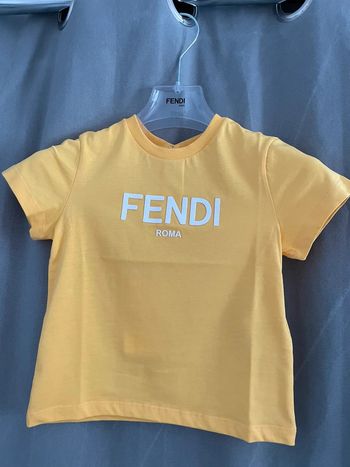 T-Shirt Fendi 18 mois