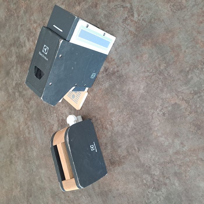 cafetière et grille pain en bois - photo numéro 3