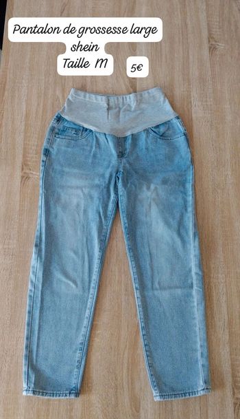 Jean de grossesse large shein Taille M