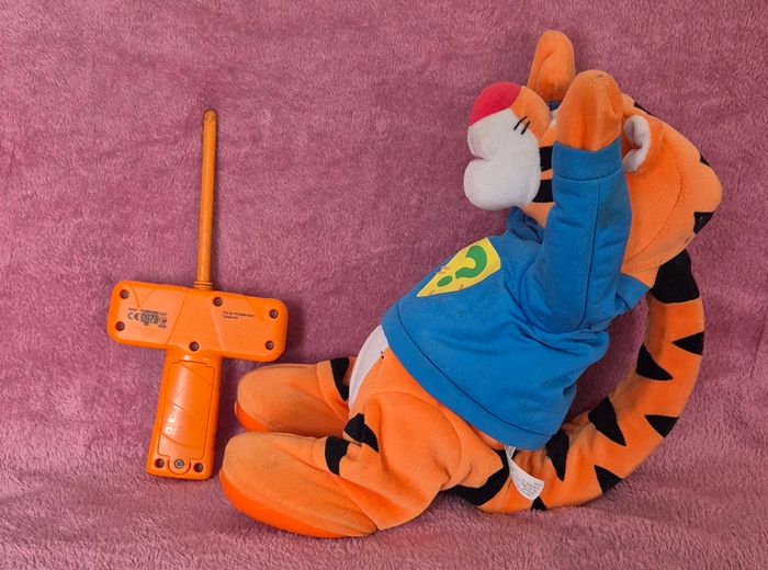 Tigrou Super Détective Télécommandé - photo numéro 2