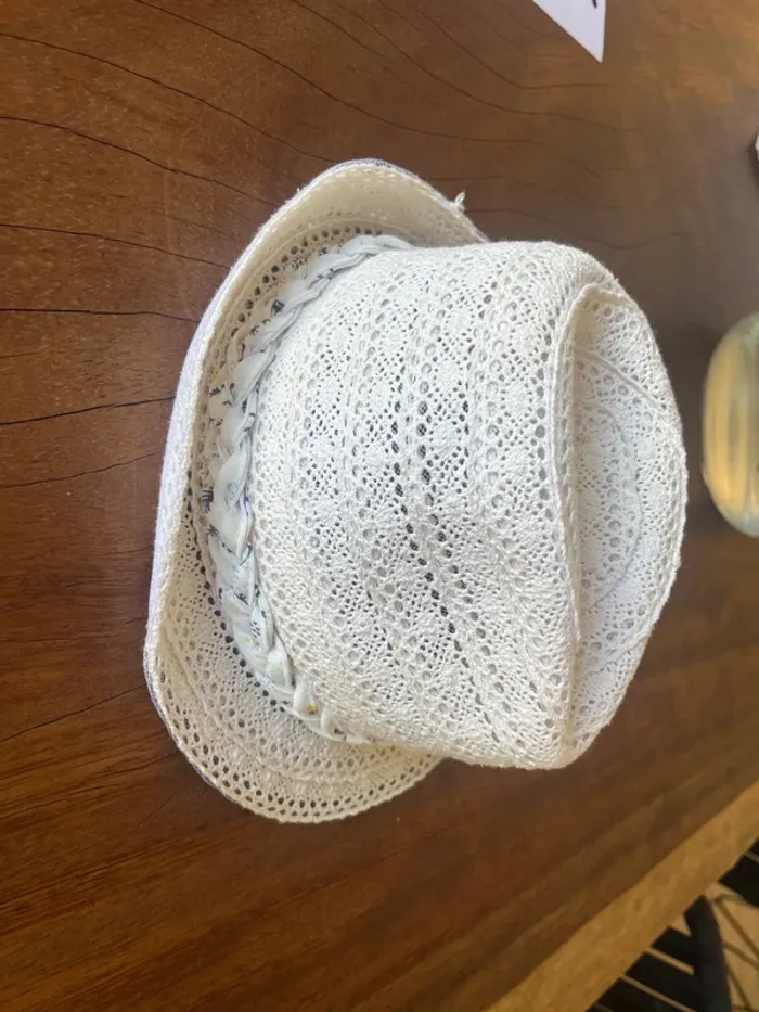 Chapeau - tour de tête : 49cm
