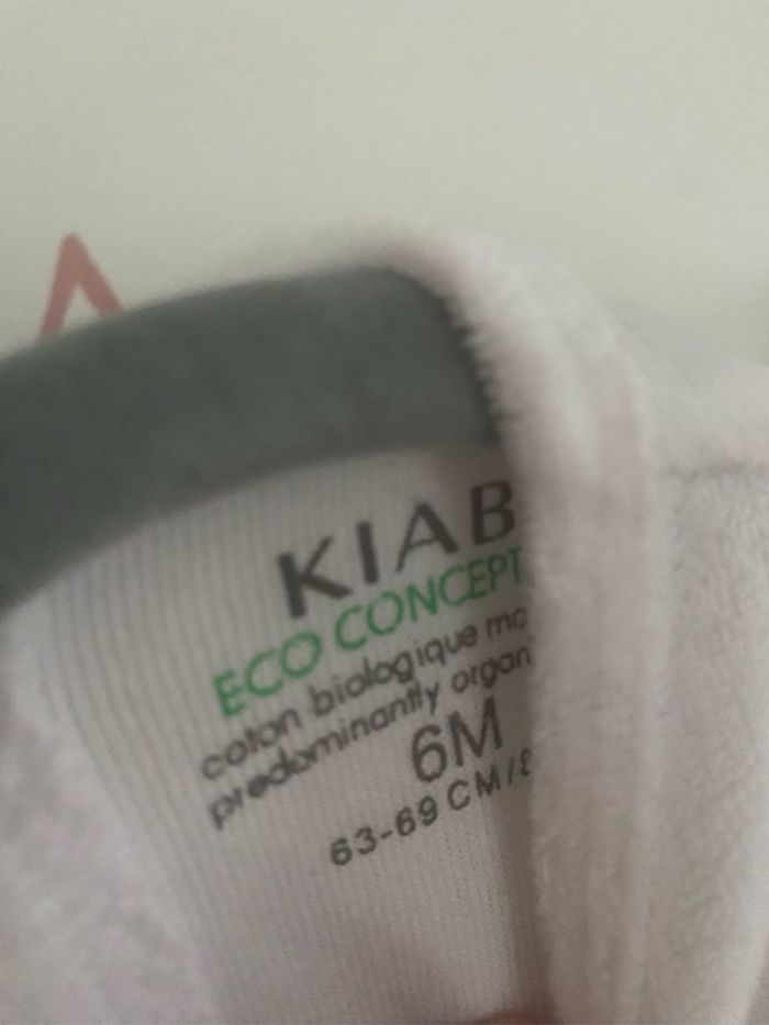 Pyjama Kiabi taille 6 mois - photo numéro 2