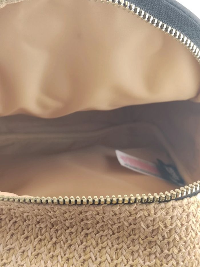 T-shirt Disney + short en jean Kiabi, taille 40 + sac à dos Disney - photo numéro 11