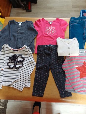 Lot 7 vêtements okaidi 23 mois 2 ans
