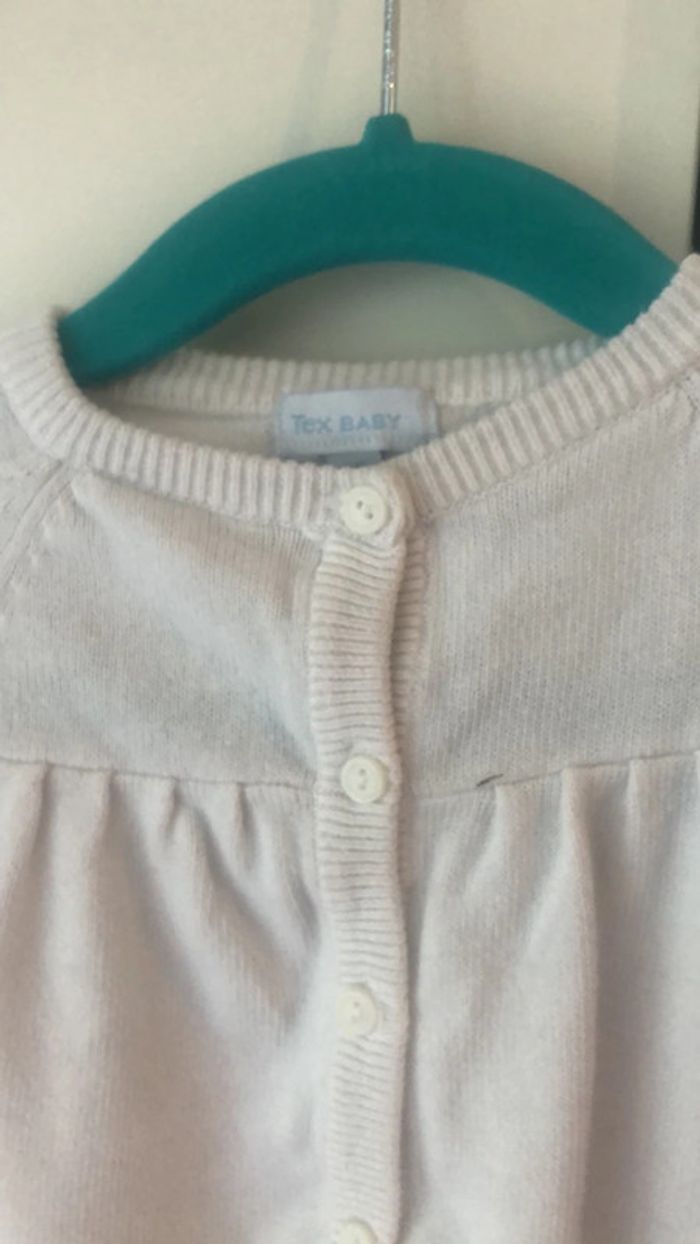 Lot gilet 6 mois - photo numéro 4