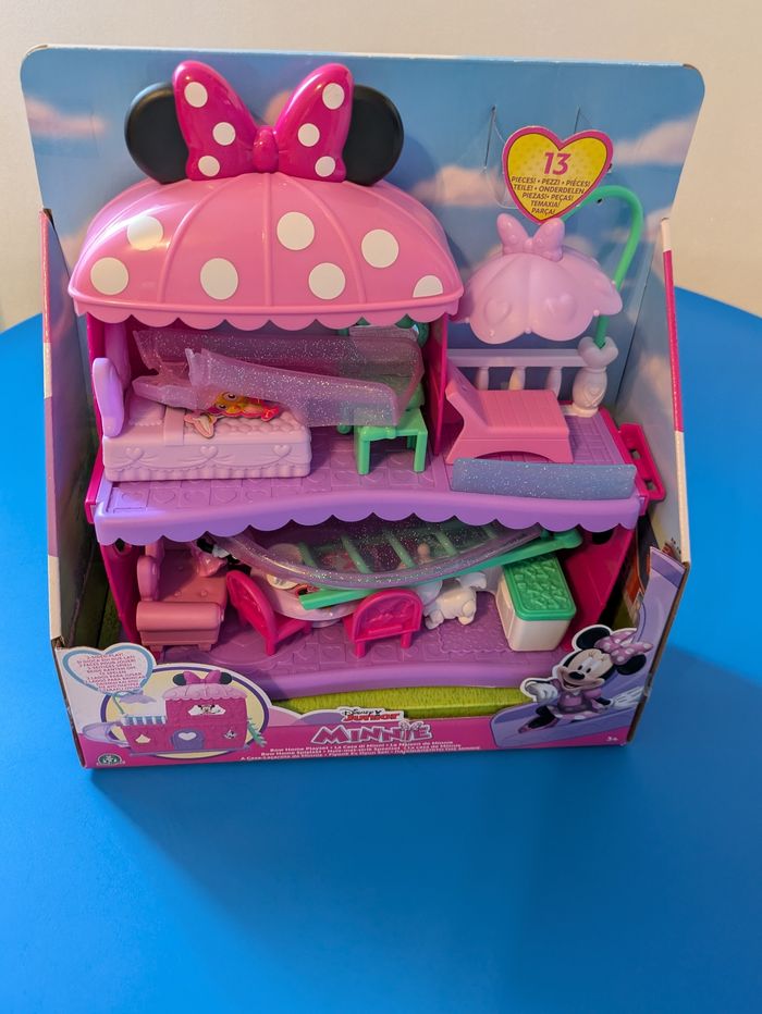 Maison de Minnie et accessoires - photo numéro 8
