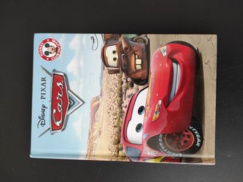 Livre Cars – bon état (usure légère)