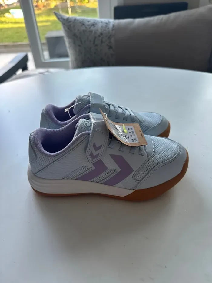 Baskets Hummel bleu clair et violet – Taille 33 – Neuves étiquette - photo numéro 3