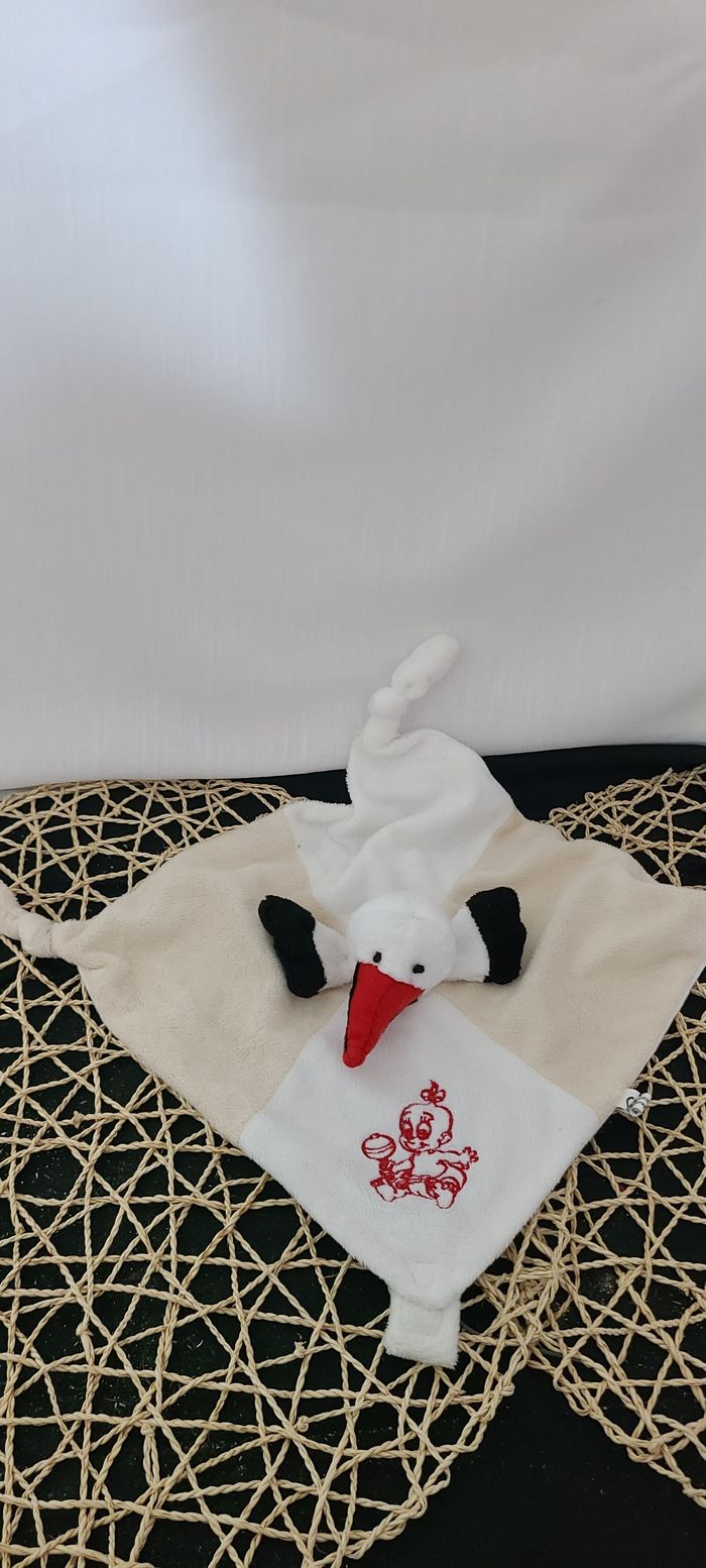 Doudou plat cigogne RODADOU RODA beige blanc 3 noeuds - photo numéro 2