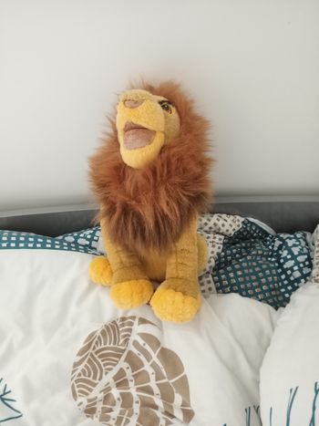 Peluche lion