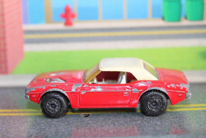 Matchbox Dodge Challenger - photo numéro 2