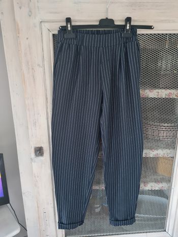 Joli pantalon bleu marine