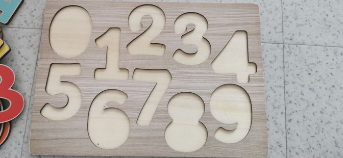 Puzzle en bois chiifre et moyen de transport - photo numéro 10