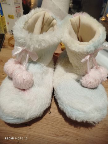 #kytie35chaussurefille. Chausson taille 35