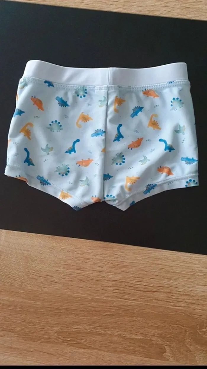 Boxer de bain 18 mois - photo numéro 2