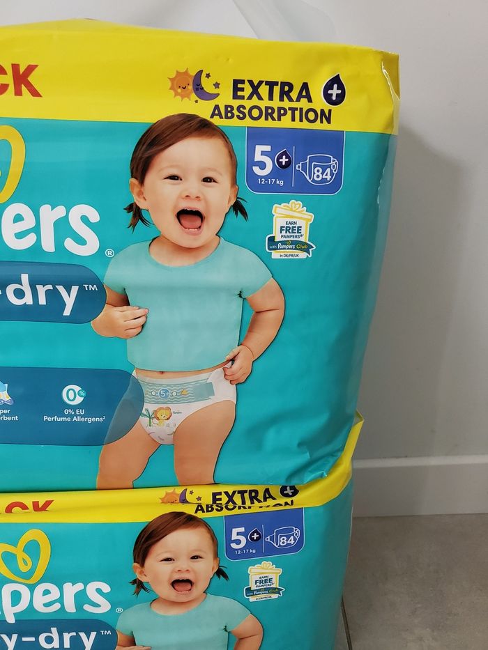 Lot de 2 paquets de couches pampers baby dry taille 5+ - photo numéro 2