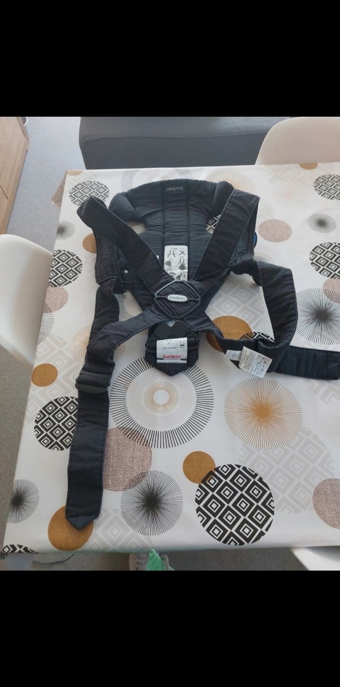 Porte bébé - photo numéro 4