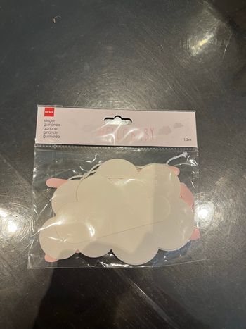 Guirlande « hello baby » rose et blanche