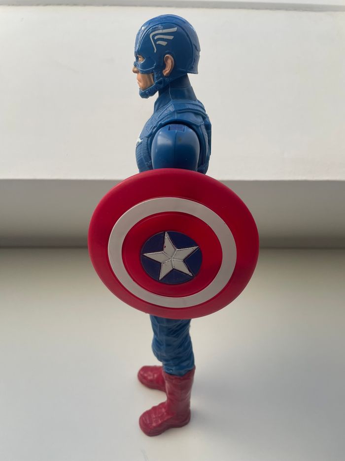 Figurine Captain America - photo numéro 3