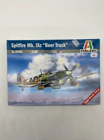 Maquette Italeri Spitfire MK. iXc beer truck