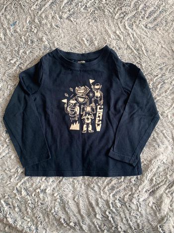 Teeshirt garçon 3 ans neuf sans étiquette