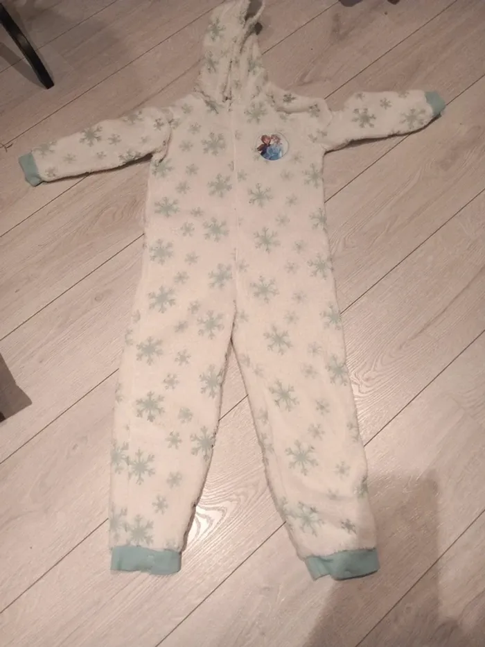 Surpyjama reine des neiges 5/6 ans