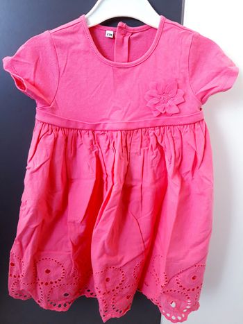 Robe 23-36 mois comme neuve