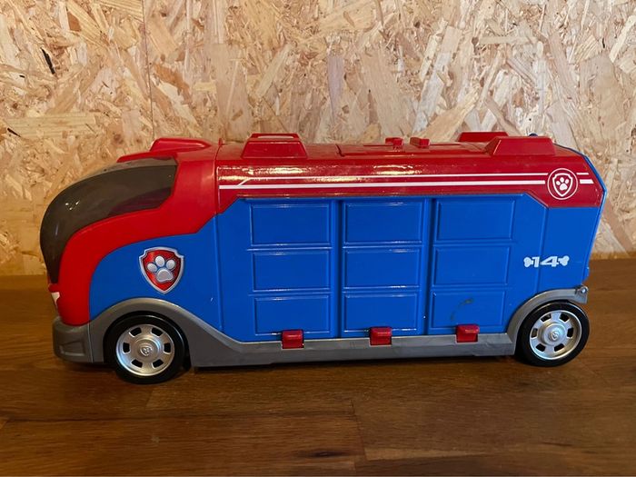 Camion Mission Cruiser sonore avec sa carte magique avec 9 personnages - photo numéro 14