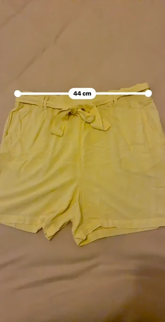 Short jaune soyaconcept - photo numéro 4