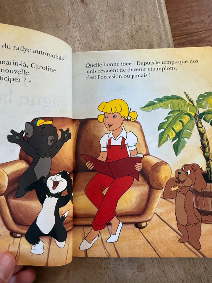 Livre vintage Caroline et ses amis Pitou gagne la course Pierre Probst album cartonné - photo numéro 4