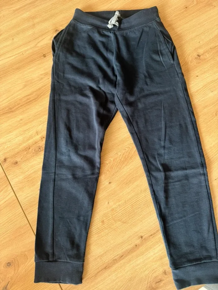 Pantalon jogging Marine kiabi 8ans