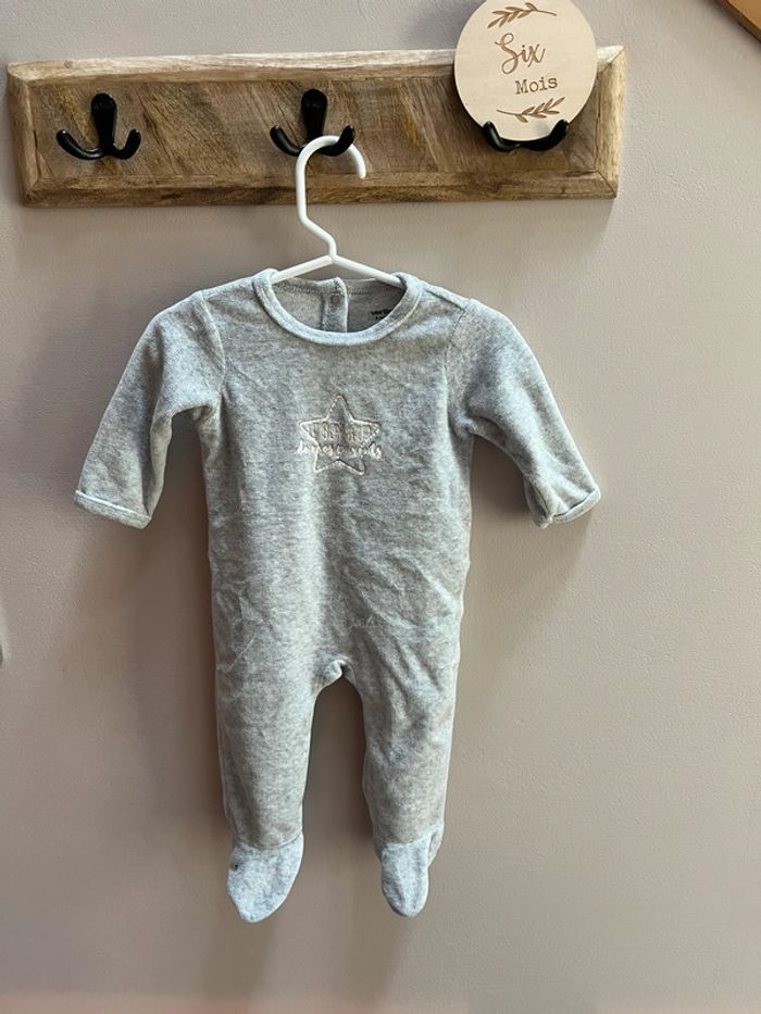 Pyjama gris 6 mois vertbaudet