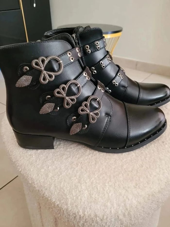 Bottines boucles argentées 39 - photo numéro 2