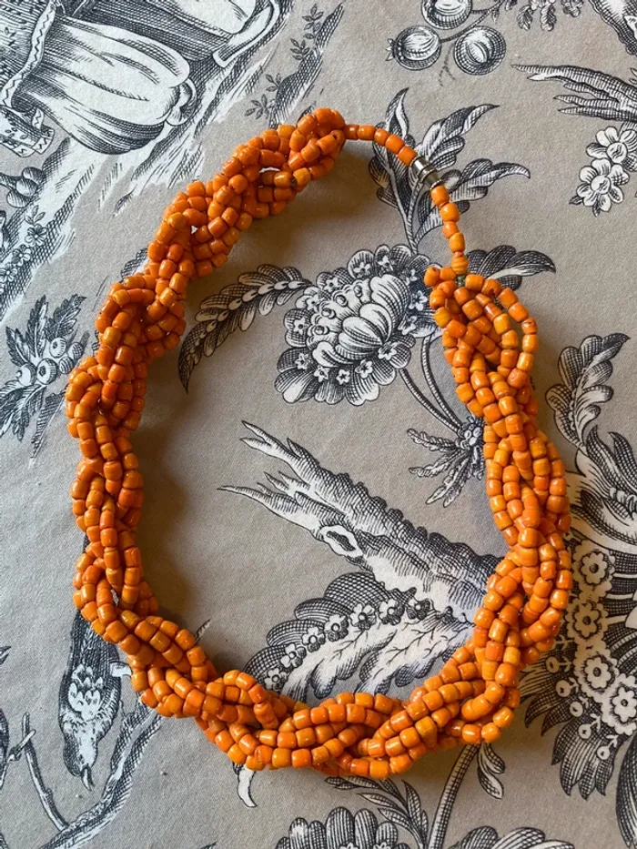 Collier perles orange - photo numéro 5