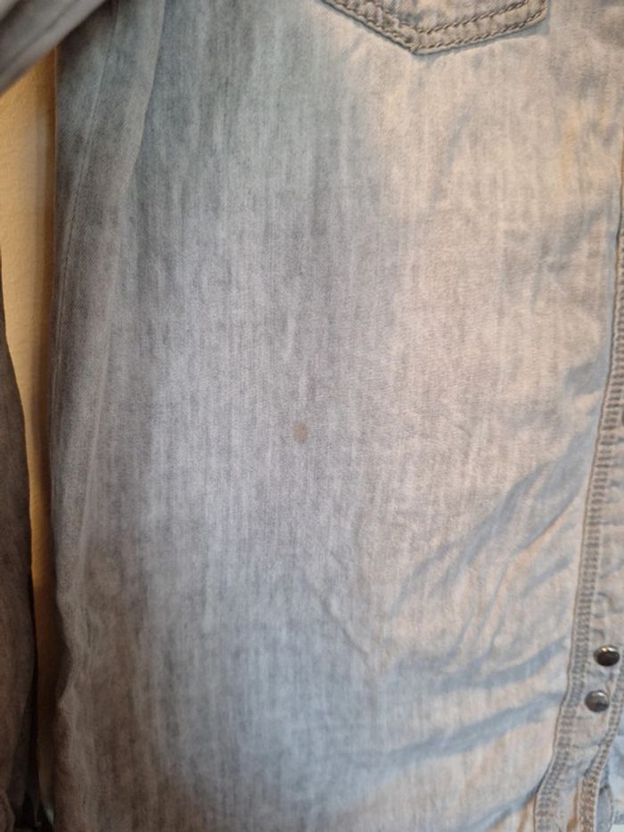 Chemise style jean 9/10 140 cm - photo numéro 2