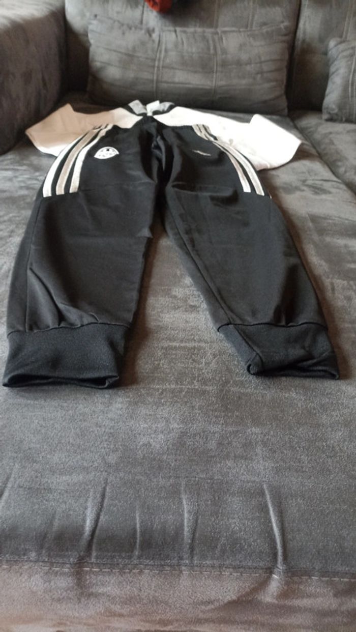 Tenue Juventus Adidas - photo numéro 4