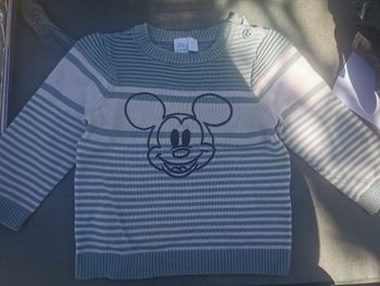 6 pulls taille 9 mois