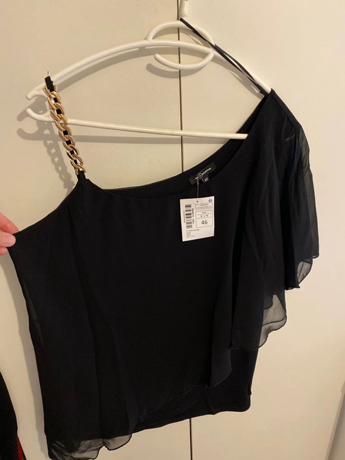 Haut noir taille 46 neuf - photo numéro 2