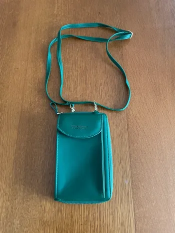 Sac Forever baellerry